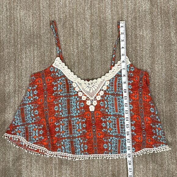 Design Lab Lord Taylor Boho Crochet Aztec Beach Cropped Camisole Women Medium - Picture 4 of 6